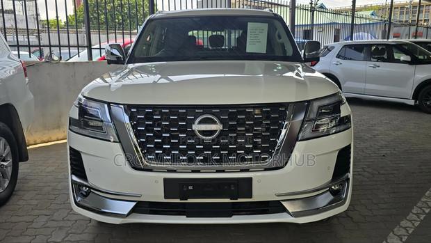Nissan Patrol 2019 White