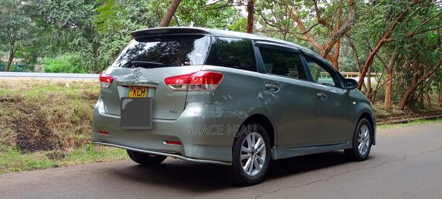 Toyota Wish 2009
