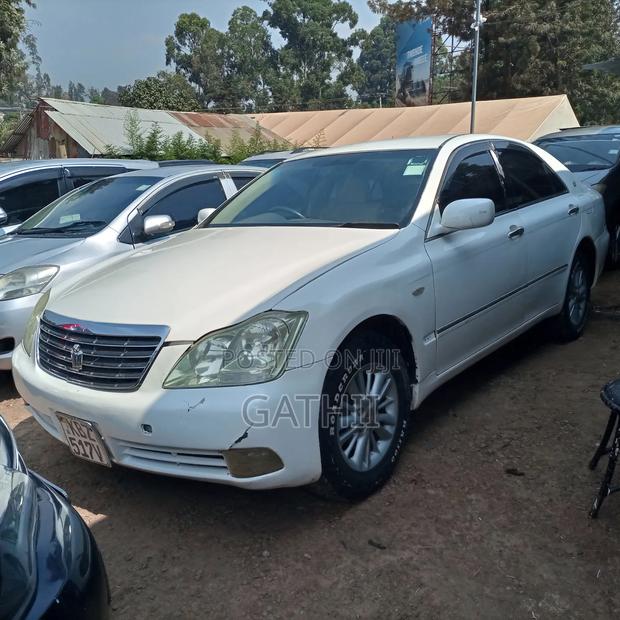 Toyota Crown 2007 Beige