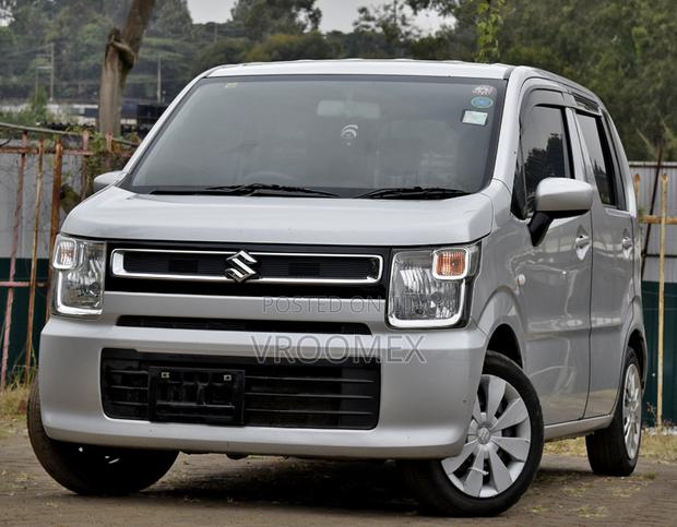 Suzuki Wagon R 2018 Silver