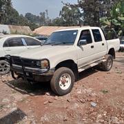 Toyota Hilux 1999 White for sale