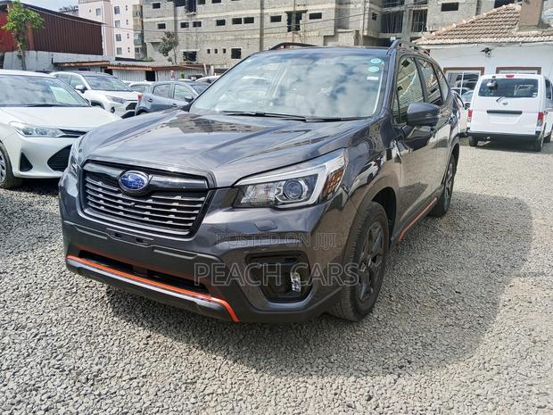 Subaru Forester 2019 Gray