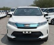 Toyota Harrier 2019 White for sale
