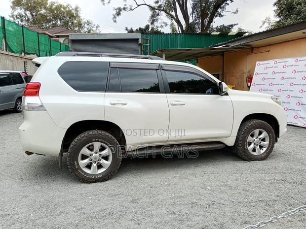 Toyota Land Cruiser Prado 2013 White