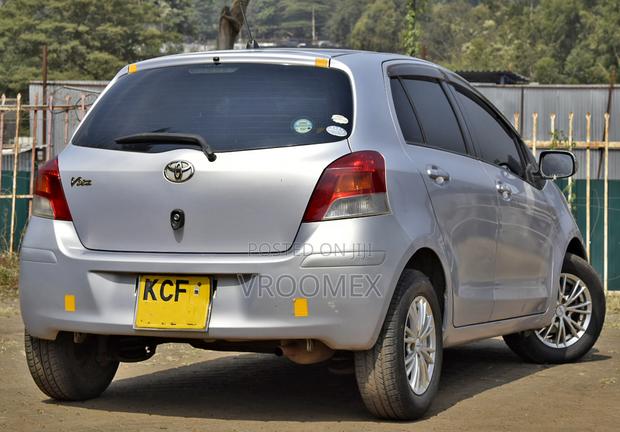 Toyota Vitz 2008 Gray