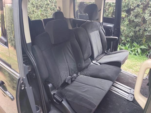 Mitsubishi Delica 2007 Black