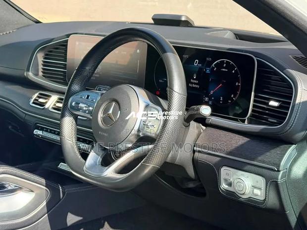 Mercedes-Benz GLE-Class 2021 White