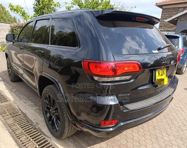 Jeep Grand Cherokee 2017 Black
