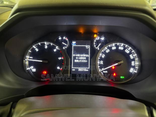 Toyota Land Cruiser Prado 2020 Pearl