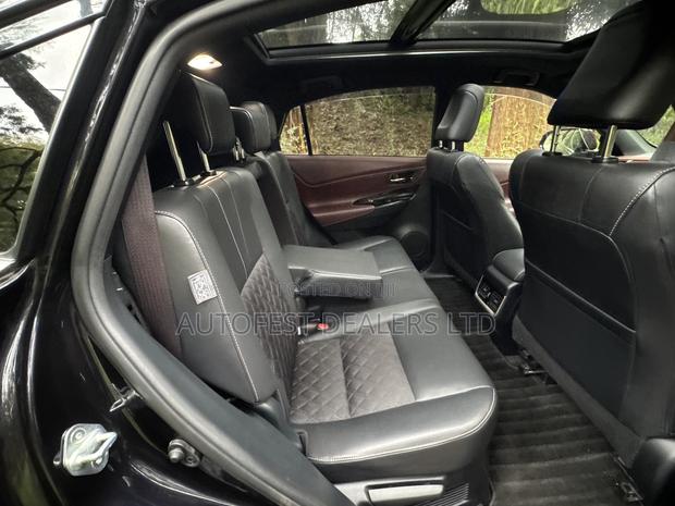 Toyota Harrier 2.0 2019 Purple