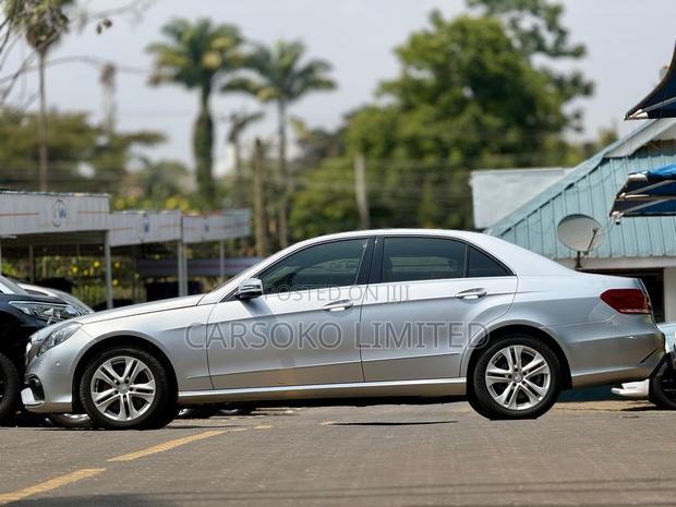 Mercedes-Benz E350 Base 4dr Sedan RWD (3.5L 6cyl 7A) 2010 Silver