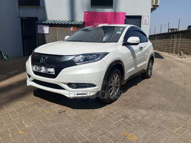 Honda Vezel 2017 White