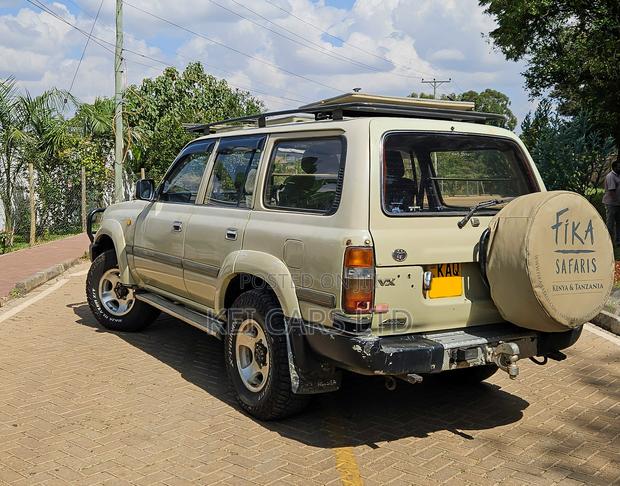Toyota Land Cruiser 1996 Beige