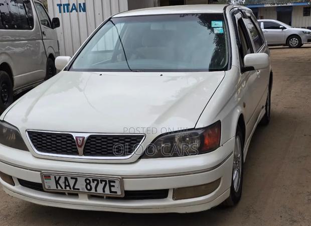 Toyota Vista 2000 White