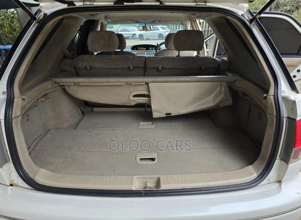 Toyota Vista 2000 White
