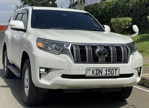 Toyota Land Cruiser Prado 2.8 2018 White