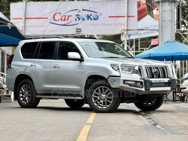 Toyota Land Cruiser Prado 2.8 2020 Silver