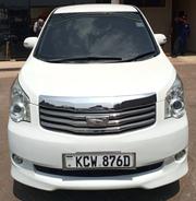 Toyota Noah 2012 White for sale