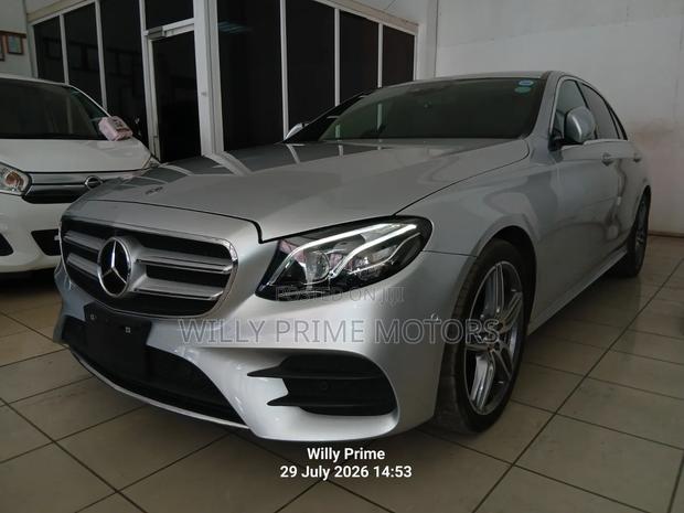 Mercedes-Benz E200 2019 Silver