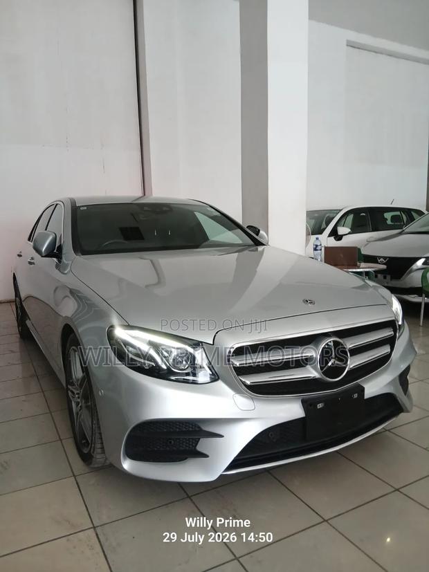 Mercedes-Benz E200 2019 Silver