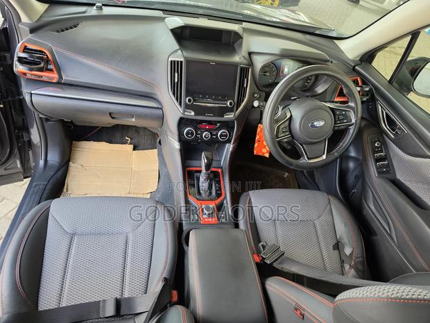 Subaru Forester 2019 Gray