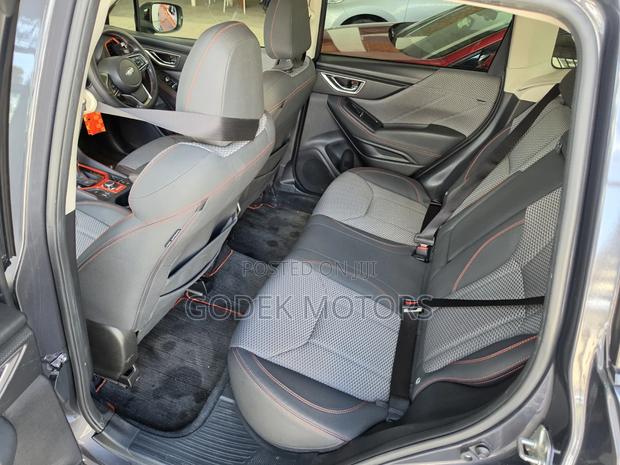 Subaru Forester 2019 Gray