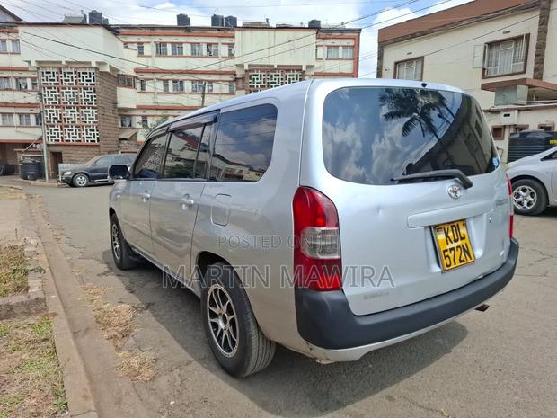 Toyota Probox 2017 Silver
