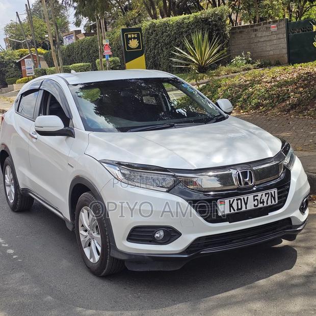 Honda Vezel 2019 White