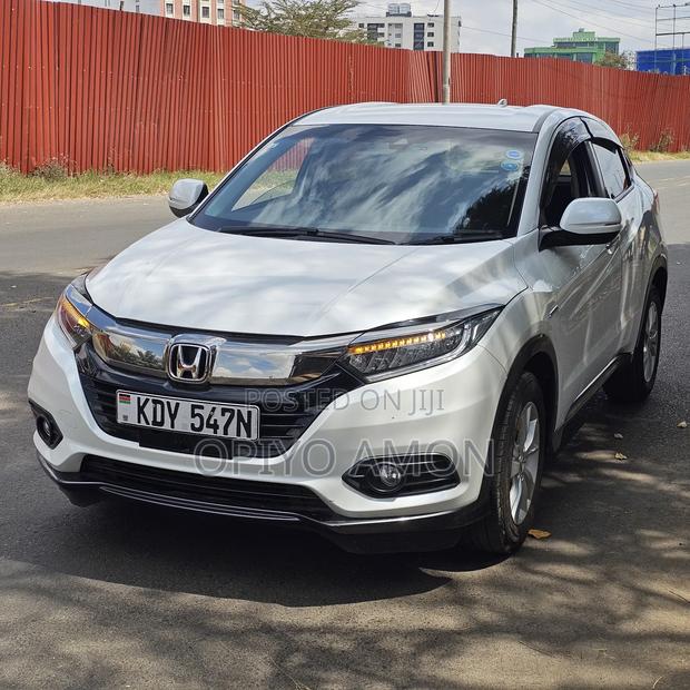 Honda Vezel 2019 White