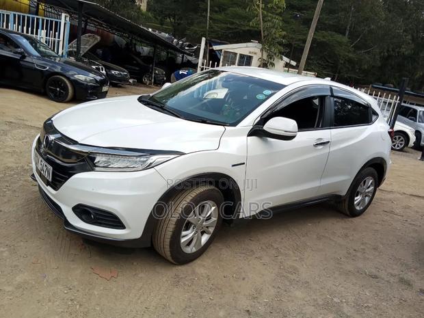 Honda Vezel 2019 White