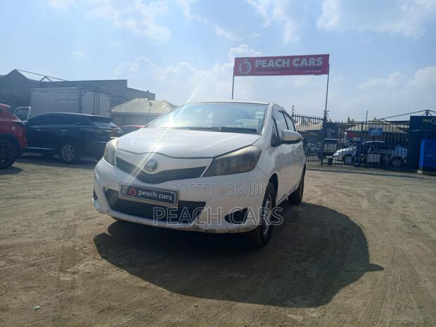 Toyota Vitz 2011 White