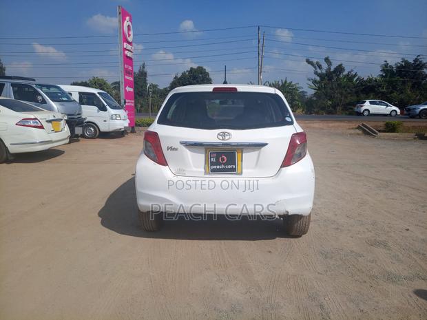 Toyota Vitz 2011 White