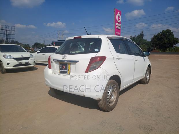Toyota Vitz 2011 White