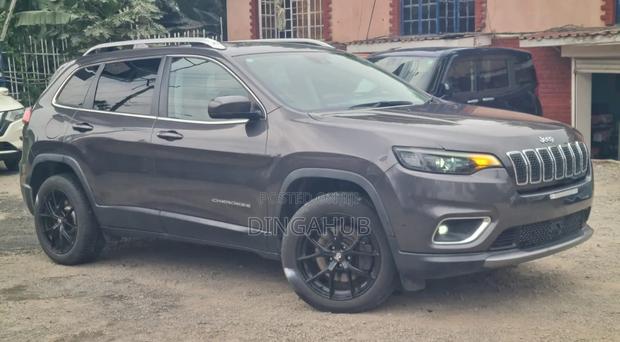 Jeep Cherokee 2019 Gray