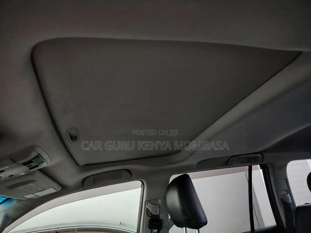 Toyota Land Cruiser Prado 2018 White