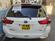 Toyota Corolla Fielder 2018 White for sale