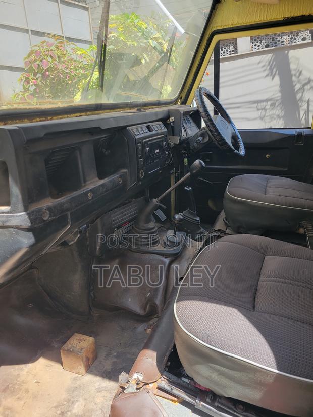 Land Rover Defender 130 2.5 TDS 2005 Green
