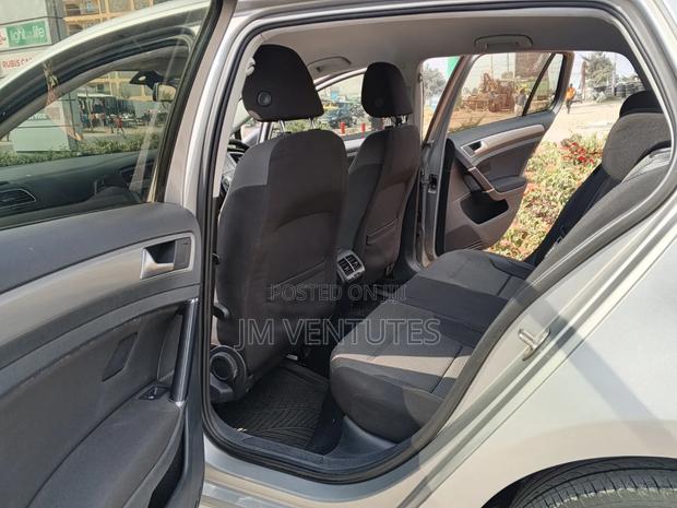 Volkswagen Golf 2014 Silver