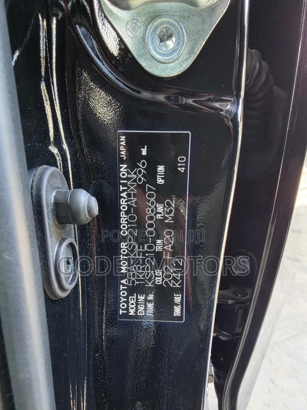 Toyota Yaris 2020 Black