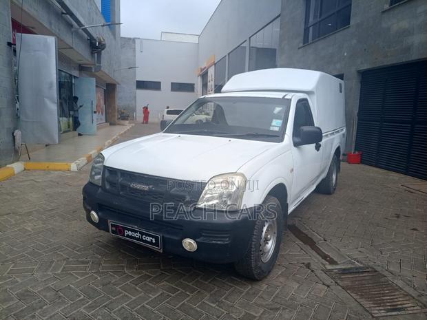 Isuzu D-MAX 2008 White