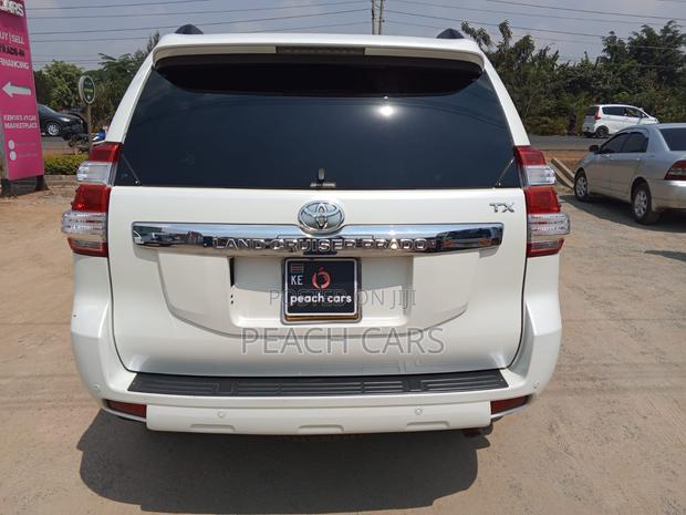 Toyota Land Cruiser Prado 2016 White