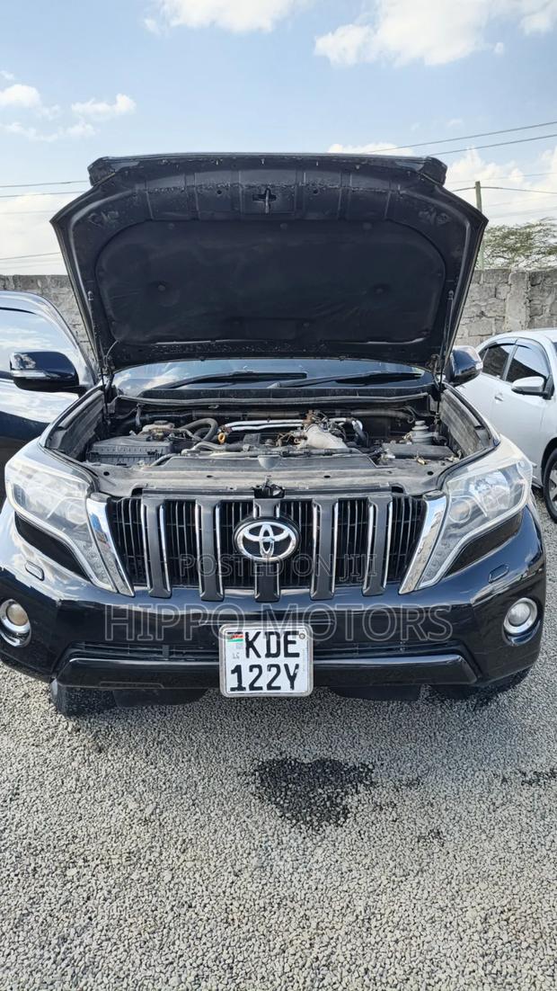 Toyota Land Cruiser Prado 2014 Black