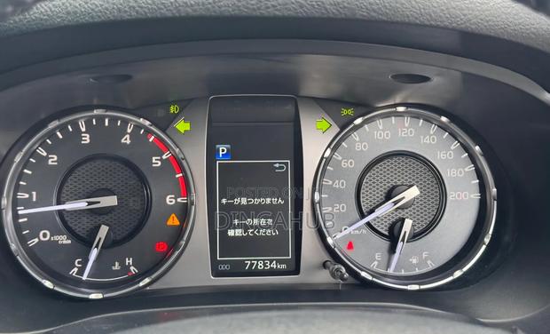 Toyota Hilux 2.4 Diesel 2020 Brown