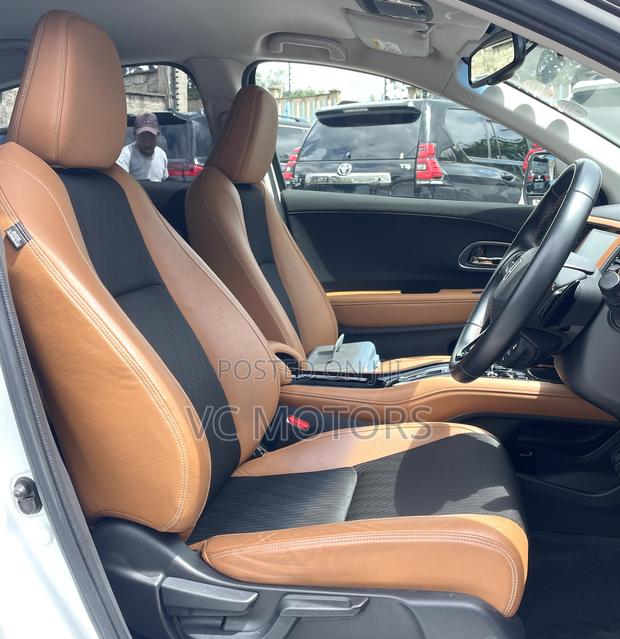 Honda Vezel 1.5 Hybrid 2WD 2019 Pearl