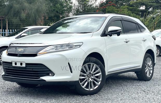 Toyota Harrier 2.0 2019 Pearl