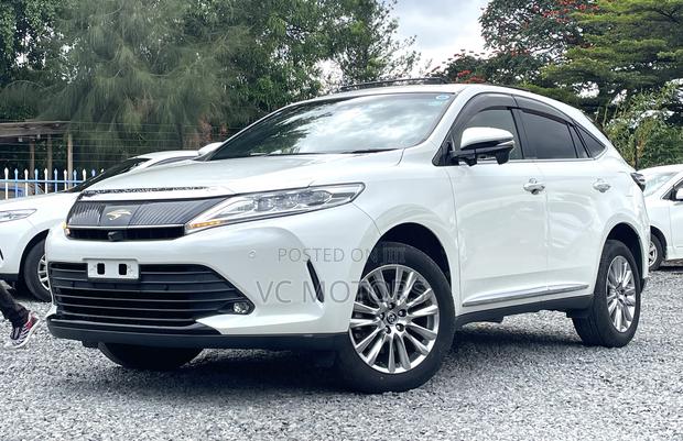 Toyota Harrier 2.0 2019 Pearl