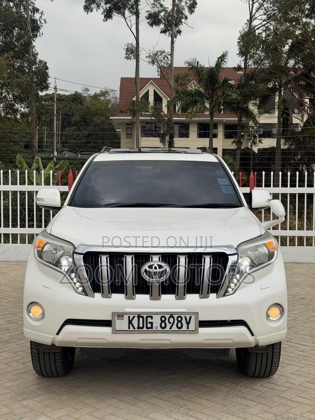 Toyota Land Cruiser Prado 2016 White
