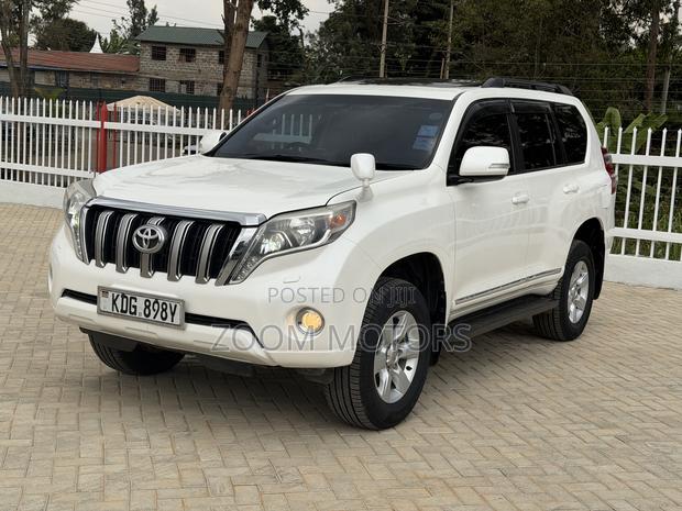 Toyota Land Cruiser Prado 2016 White