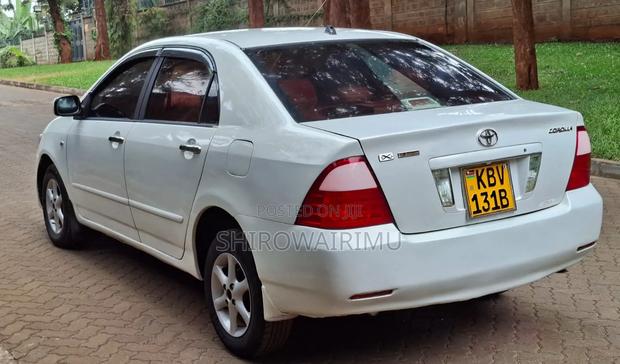 Toyota Corolla 2005 White
