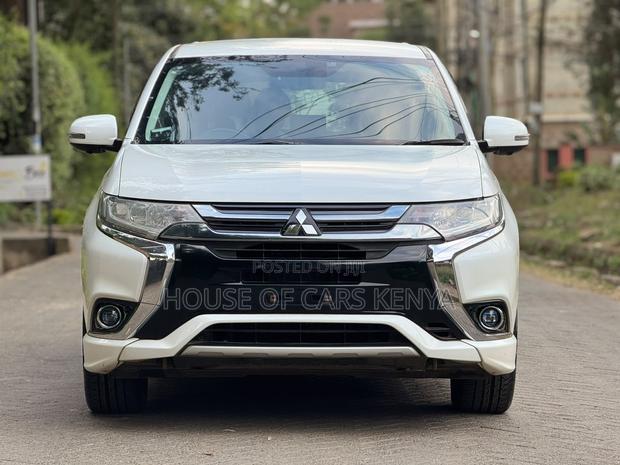 Mitsubishi Outlander 2.0 PHEV AWD 2017 White